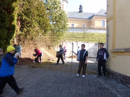 201504131555190.p1030880