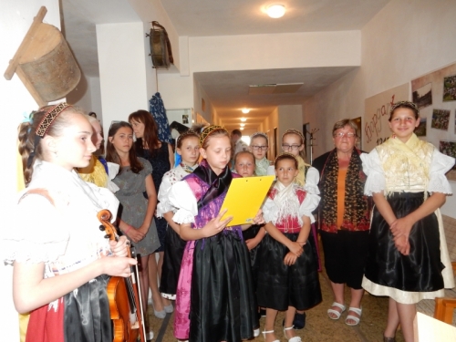 201506081733410.vystava_700_r_chmelnice_6_6_192