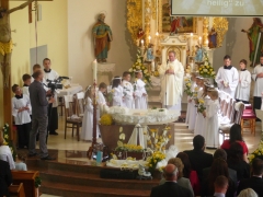 Prvé sv. prijímanie -6.5.2012