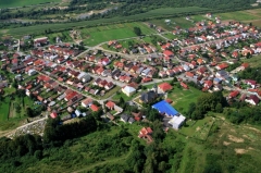 Letecké zábery obce Chmeľnica - leto 2012