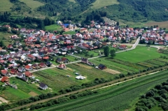 Letecké zábery obce Chmeľnica - leto 2012