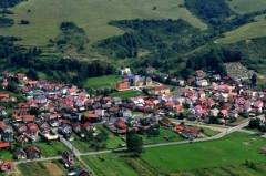 Letecké zábery obce Chmeľnica - leto 2012