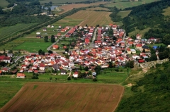 Letecké zábery obce Chmeľnica - leto 2012