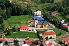 Letecké zábery obce Chmeľnica - leto 2012