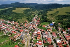 Letecké zábery obce Chmeľnica - leto 2012