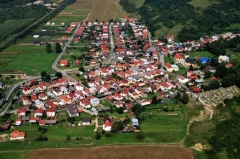 Letecké zábery obce Chmeľnica - leto 2012