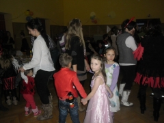 Fašiangový karneval detí a rodičov