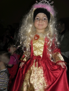 Fašiangový karneval detí a rodičov