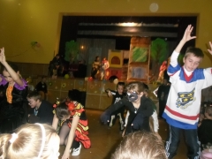 4. Fašiangový karneval detí a rodičov – fotografia 12
