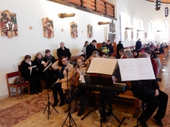 Cirkevný zbor sv. Ondreja spieval v poľskom mestečku Brzezna – fotografia 10