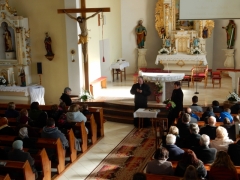 Prezentácia knihy  UTEKALI, ABY OSTALI – fotografia 43
