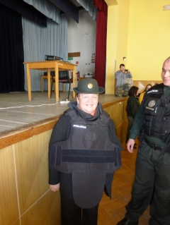 Zaujímavá beseda o práci policajtov – fotografia 8