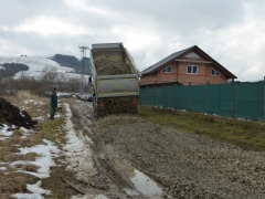 Starostka dnes riešila akútnu situáciu na IBV pri trati – fotografia 8