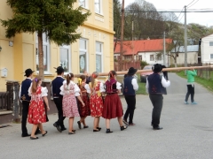 Fotografia: Stavanie mája 30.4.2015