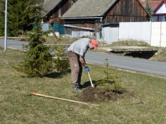Obec Chmeľnica zrealizovala  Projekt  "Chmeľnica – Revitalizácia centra obce“ – fotografia 16
