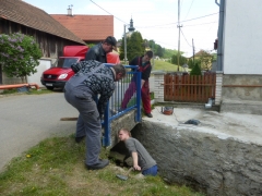 Nové zábradlia pre obec, sponzorský dar od firmy Neupauer s.r.o. – fotografia 22