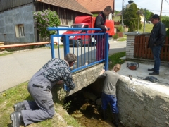 Nové zábradlia pre obec, sponzorský dar od firmy Neupauer s.r.o. – fotografia 28