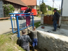 Nové zábradlia pre obec, sponzorský dar od firmy Neupauer s.r.o. – fotografia 29