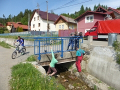 Nové zábradlia pre obec, sponzorský dar od firmy Neupauer s.r.o. – fotografia 18