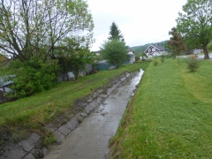 Začali sme čistiť miestny potok – fotografia 4