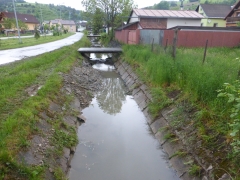 Začali sme čistiť miestny potok – fotografia 3