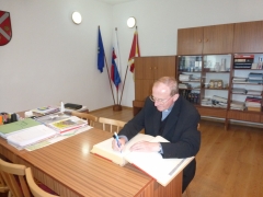 Otec biskup Mons. František Rabek navštívil našu obec – fotografia 16