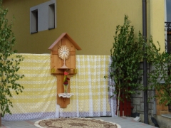 Tradícia stavania oltárikov – fotografia 8