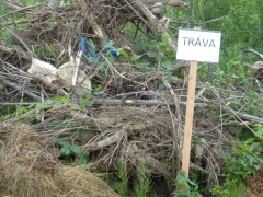 Na kompostovisko vyvážajme iba trávu a konáre! – fotografia 3