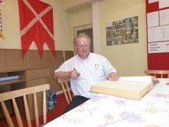 Vdp. Mgr. Jozef Palenčár a vsdp. Vincent Dorník sa stali čestní občania Chmeľnice – fotografia 1