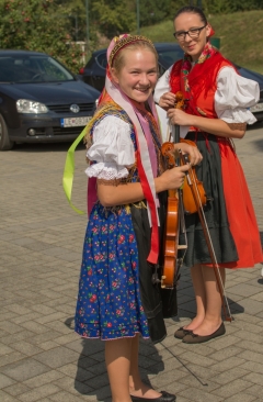 Fotografia: OSLAVY 700. výročiA prvej pís. zmienky o obci Chmeľnica - sobota 29.8.2015