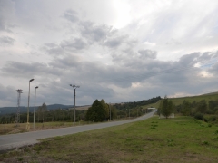 Nové úsporné lampy verejného osvetlenia pred vstupom do obce – fotografia 10