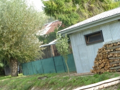 Dôrazne žiadame občanov, aby rešpektovali ochranné pásmo potoka! – fotografia 4