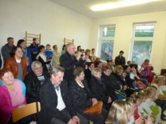 Deti z MŠ v Chmeľnici ďakujú svojim babkám a dedkom – fotografia 28