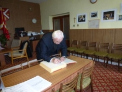 Uvoľnenie Mons. Andreja Imricha zo služby pomocného biskupa – fotografia 1