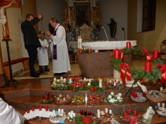 Posvätenie adventných vencov – fotografia 2