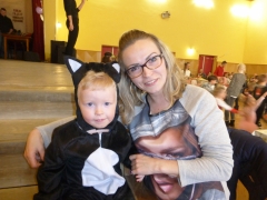 Na obecný fašiangový karneval do Chmeľnice prišli rozprávkové bytosti od výmyslu sveta – fotografia 18