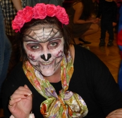 Na obecný fašiangový karneval do Chmeľnice prišli rozprávkové bytosti od výmyslu sveta – fotografia 17