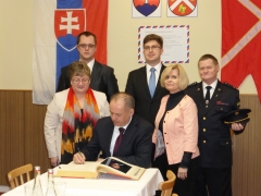 Prezident SR Andrej Kiska v Chmeľnici – fotografia 19