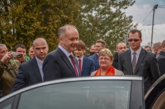 Fotografia: Prezident SR Andrej Kiska - návšteva 12.2.2016 v Chmeľnici