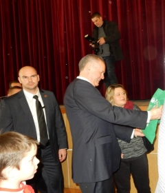 Darčeky pre Prezidenta SR Andreja Kisku – fotografia 1