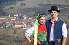 Fotografia: Naša mládež v kroji