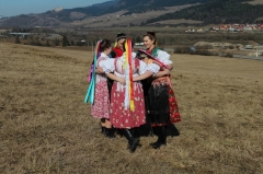 Fotografia: Naša mládež v kroji