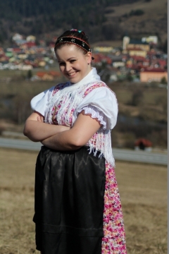 Fotografia: Naša mládež v kroji