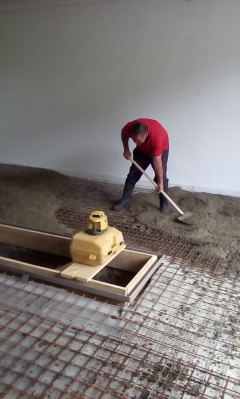 V hasičskej zbrojnici sa pracovalo. Hasiči sa pochlapili. – fotografia 3