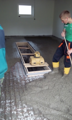 V hasičskej zbrojnici sa pracovalo. Hasiči sa pochlapili. – fotografia 11