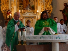 Dekan staroľubovnianskeho dekanátu Mgr. Pavol Lacko uviedol duchovného otca Tomáša do úradu – fotografia 14