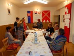 Príbuzní vdp. Štefana Putanku navštívili Chmeľnicu – fotografia 4