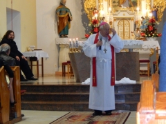 Sviatosť birmovania v Chmeľnici vyslúžil spišský biskup J. E. Mons. ThDr. Štefan Sečka, PhD. – fotografia 32