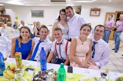 Mladomanželom Pavlovi a Ivane Liptákovým srdečne blahoželáme – fotografia 3