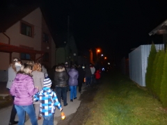 Lampášovým sprievodom sme otvorili Rok sv. Martina v našej farnosti – fotografia 12